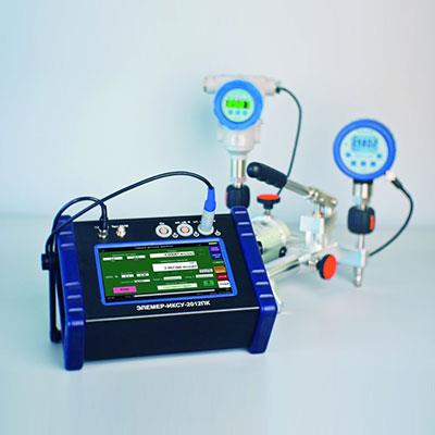 圓形連接器推拉自鎖.jpg 圓形連接器推拉自鎖.jpg